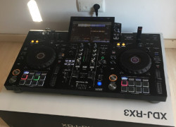 Pioneer DJ XDJ-RX3, Pioneer XDJ XZ , Pioneer DDJ 1000, Pioneer DDJ 1000SRT, Pioneer DDJ-REV7 DJ Controller,  Pioneer CDJ 3000, Pioneer CDJ 2000 NXS2, 