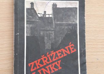 1-kniha-kovář-zkřížené-linky
