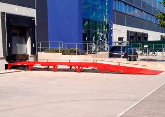 AUSBAU_VR8_2_gruzovaya-rampa