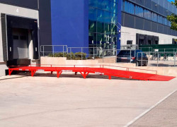 Pevná nakladacia rampa pre ľahké úžitkové vozidlá AUSBAU-VR 