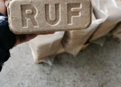 Predam drevené brikety RUF z borovice vysoka kvalita