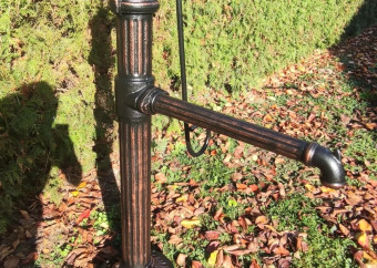 Antická ruční pumpa 3