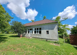 2i RD ( hospodárska usadlosť) v Kolárove, časť Veľký Ostrov