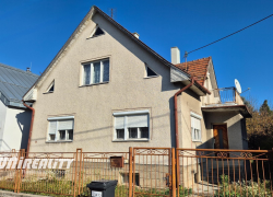 BÁNOVCE nad BEBRAVOU – 4 –izb. dom / lokalita KANADA / IHNEĎ voľný / pozemok 690 m2