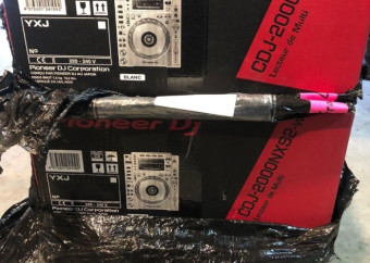 12898_2_x_pioneer_cdj-2000_nxs2_w_ltd__pioneer_djm-900_nxs2_w_ltd_packaged_thb
